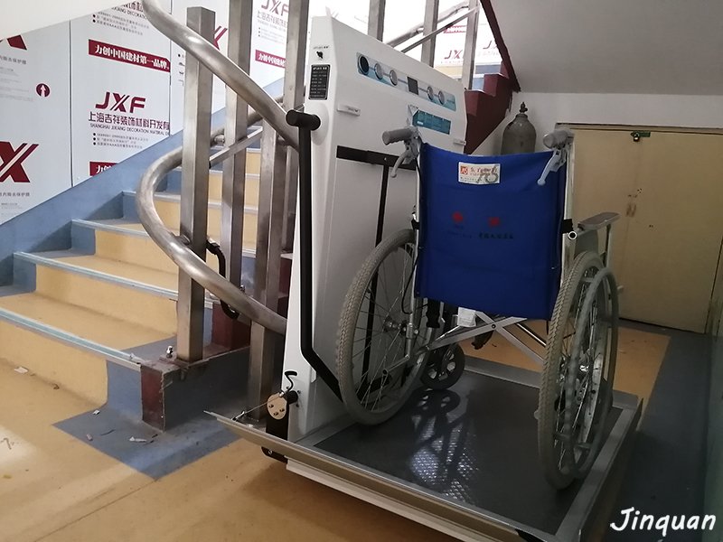 濟寧養老院安裝斜掛升降機方便殘障老人上下樓